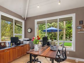 3908 142nd Place NE, Bellevue WA 98007