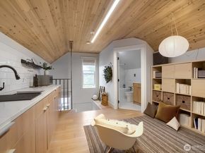 1608 N 50th Street, Seattle WA 98103