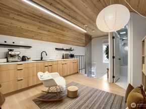 1608 N 50th Street, Seattle WA 98103