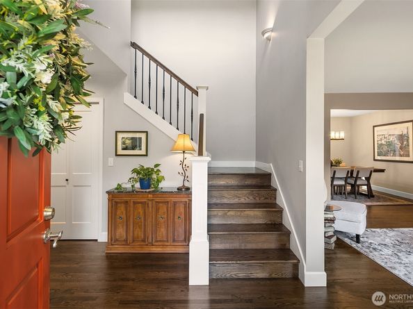 21013 SE 138th Place, Issaquah WA 98027