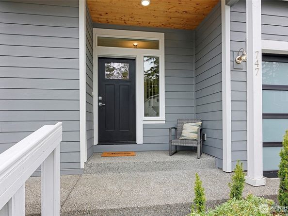 747 Fords Court, Bainbridge Island WA 98110