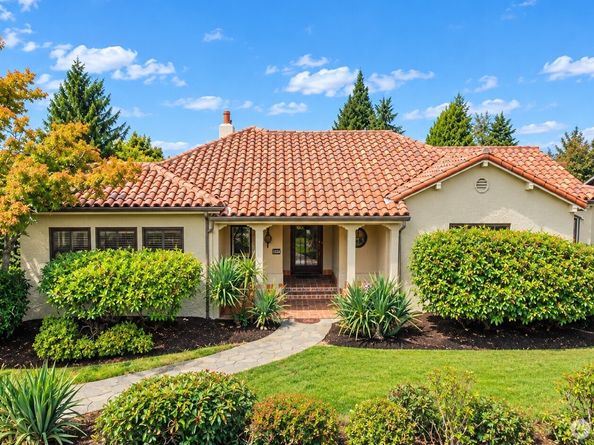 12221 8th Avenue NW, Seattle WA 98177
