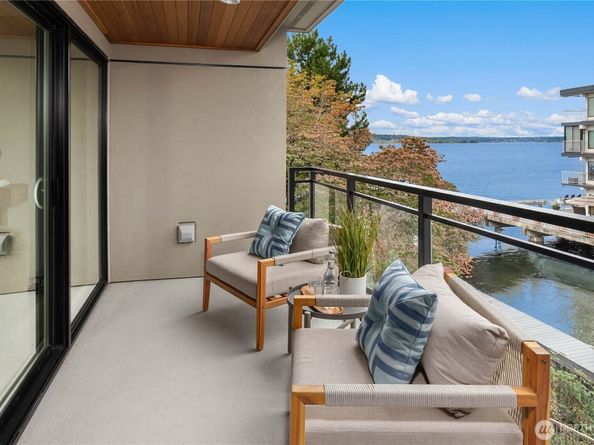 6401 Lake Washington Boulevard NE 307, Kirkland WA 98033