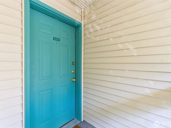 6835 NE 153rd Place A202, Kenmore WA 98028