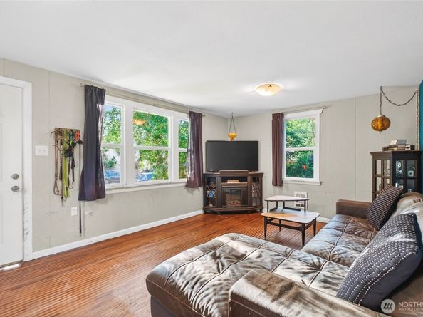 312 26th Avenue S, Seattle WA 98144