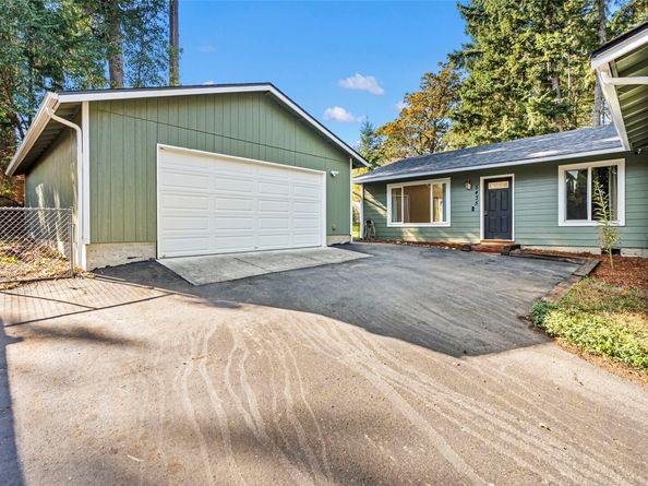 5435 Mustang Lane, Bremerton WA 98312