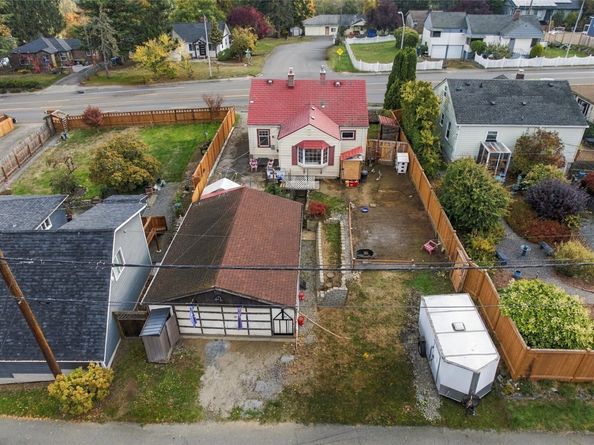 4604 Colby Avenue, Everett WA 98203