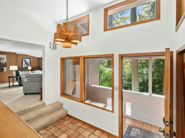 3024 NE 180th Street, Lake Forest Park WA 98155