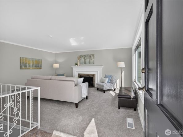 22520 90th Avenue W, Edmonds WA 98026