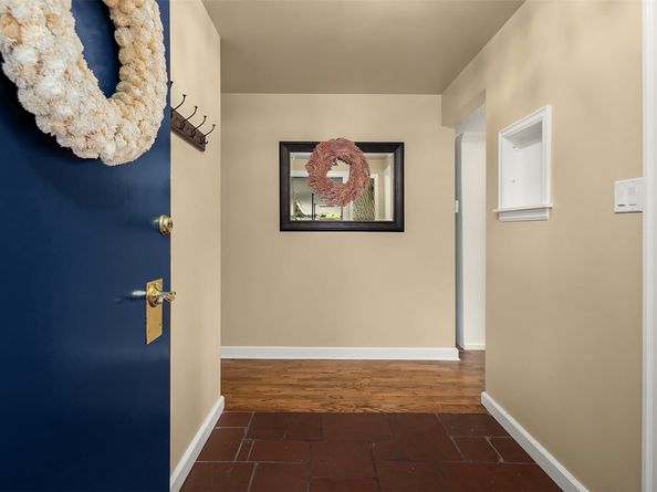 23720 110th Place W, Woodway WA 98020