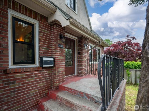 1543 31st Avenue S, Seattle WA 98144
