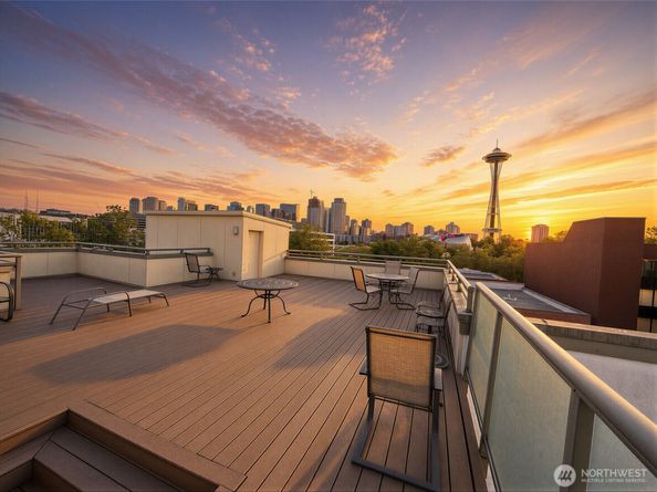 621 5th Avenue N 402, Seattle WA 98109