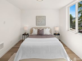 332 NE 90th Street, Seattle WA 98115