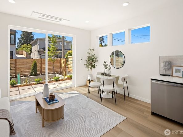 332 NE 90th Street, Seattle WA 98115