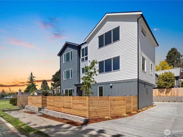 332 NE 90th Street, Seattle WA 98115