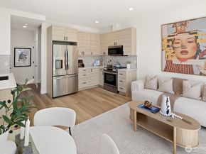 332 NE 90th Street, Seattle WA 98115