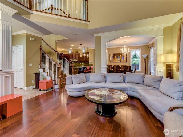 2462 172 Avenue NE, Redmond WA 98052
