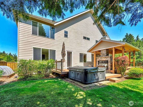 22187 NE 93rd Street, Redmond WA 98053