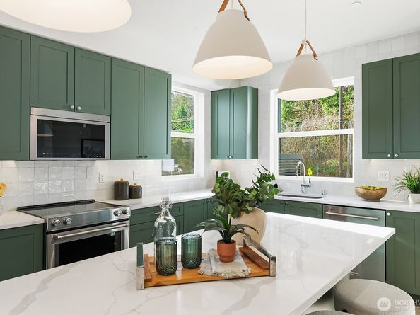 795 7th Avenue NW, Issaquah WA 98027