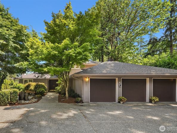 7066 92nd Avenue SE, Mercer Island WA 98040