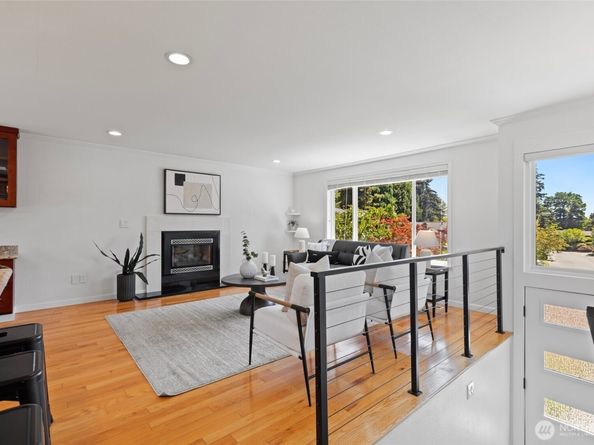 12938 NE 136th Place, Kirkland WA 98034