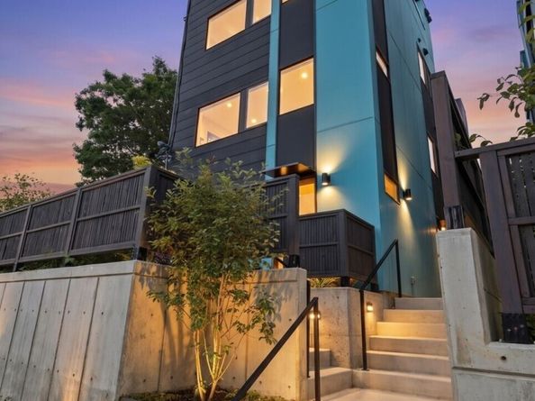4521 35th Avenue S, Seattle WA 98118