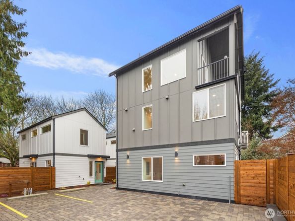 806 C S Rose Street, Seattle WA 98108
