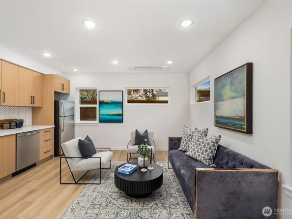 806 C S Rose Street, Seattle WA 98108
