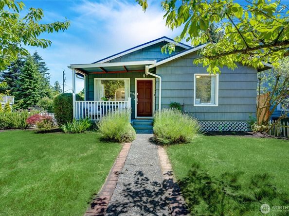 8526 17th Avenue NE, Seattle WA 98115