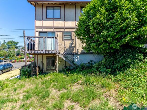 1601 E Alder Street, Seattle WA 98122