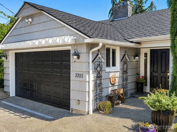 3703 Federal Avenue, Everett WA 98201