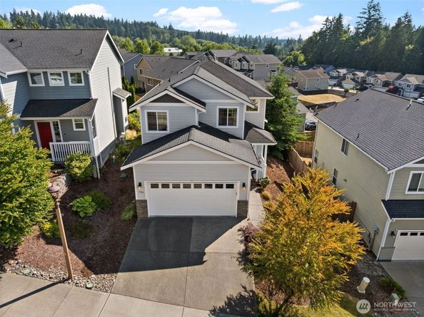 736 Freedom Court SE, Port Orchard WA 98366