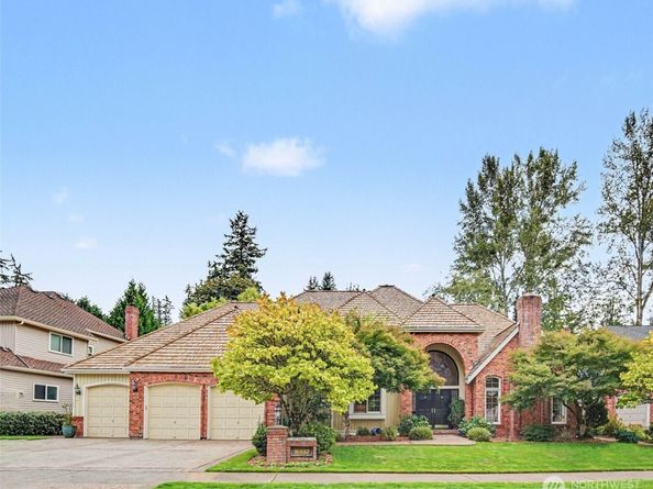 16657 SE 49th Street, Bellevue WA 98006