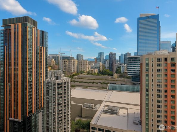 737 Olive Way 2908, Seattle WA 98101