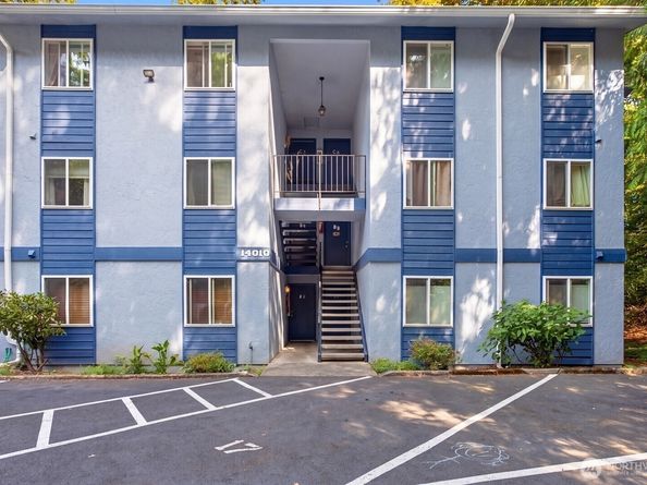 14010 Juanita Drive NE C6, Kirkland WA 98034