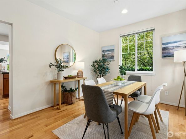 1901 NE Killian Lane, Issaquah WA 98029
