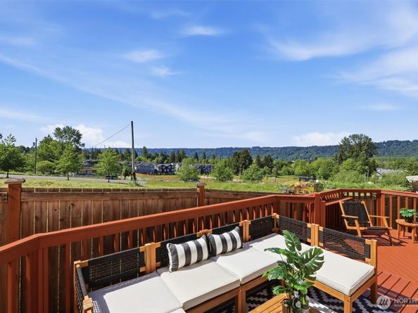 14324 266th Circle NE, Duvall WA 98019