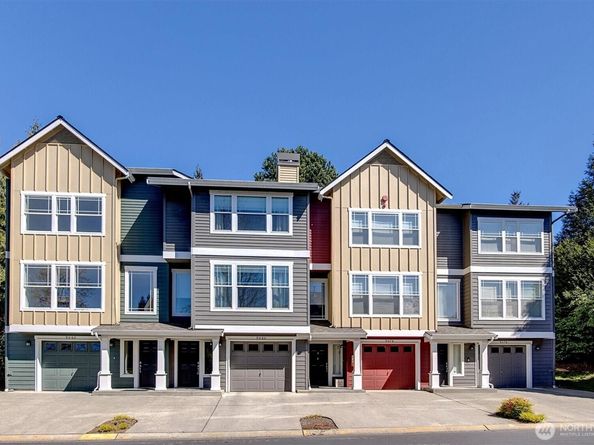 9080 162nd Place NE 2202, Redmond WA 98052