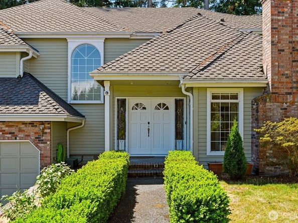221 SW 331st Place, Federal Way WA 98023