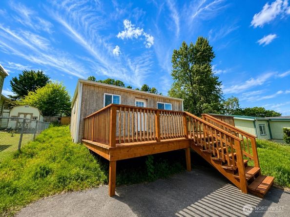 13055 33rd Avenue S, Tukwila WA 98168