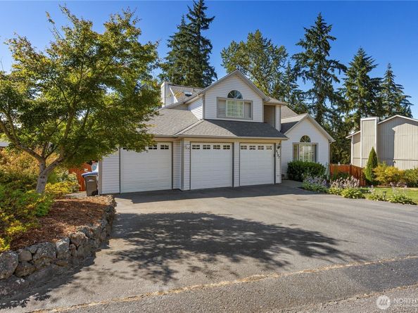 9787 Enchantment Avenue NW, Silverdale WA 98383