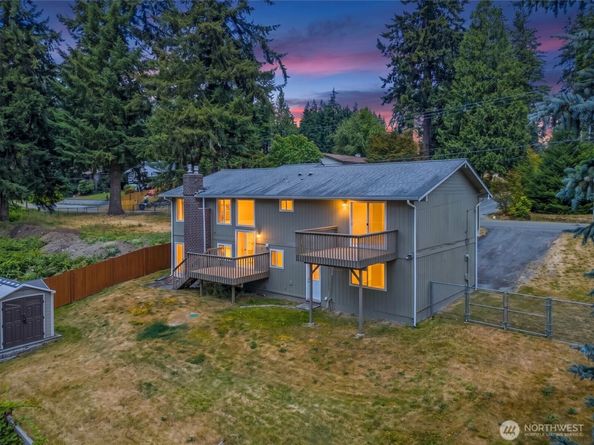 302 137th Street SW, Everett WA 98208