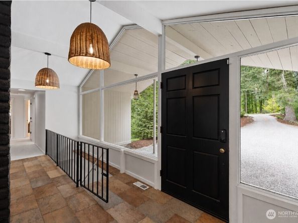 26415 SE 154th Place, Issaquah WA 98027