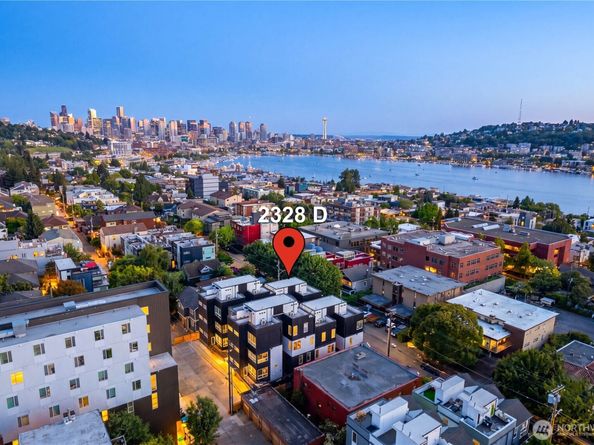 2328 D Franklin Avenue E, Seattle WA 98102