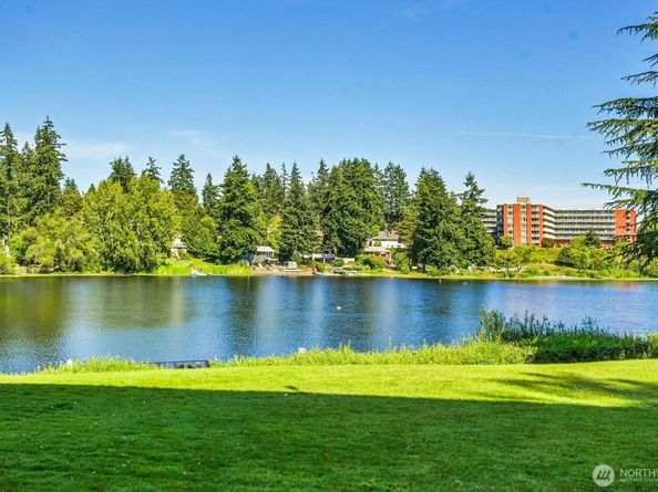 322 N 134th Street 102, Seattle WA 98133