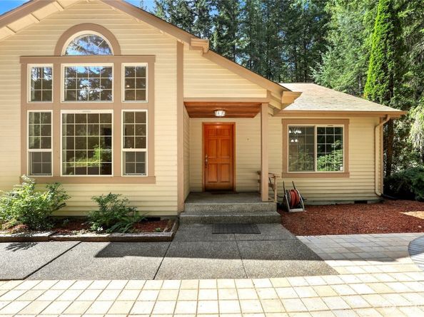 5800 SW Royal Spruce Drive, Port Orchard WA 98367