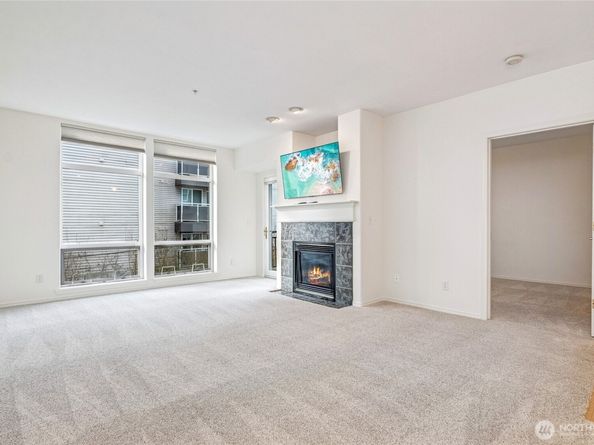 3221 SW Avalon Way 313, Seattle WA 98126