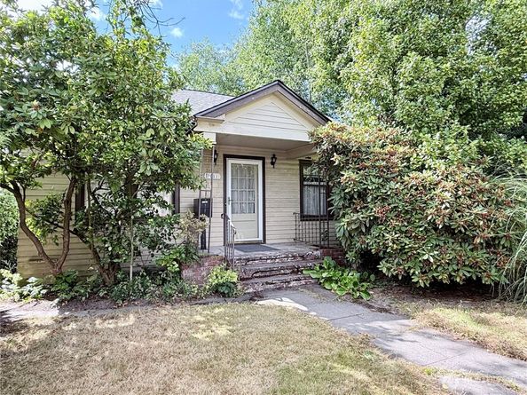 7011 14th Avenue NE, Seattle WA 98115