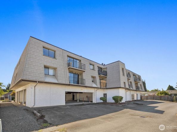 435 Williams Avenue N 206, Renton WA 98057