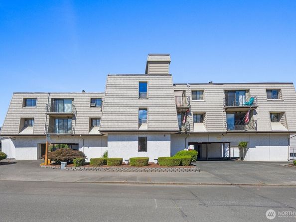 435 Williams Avenue N 206, Renton WA 98057